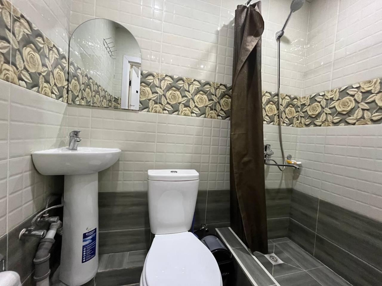 Fenix Hotel Tashkent Esterno foto