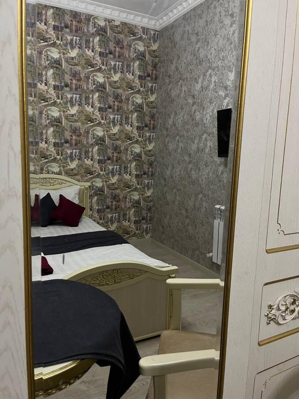 Fenix Hotel Tashkent Esterno foto